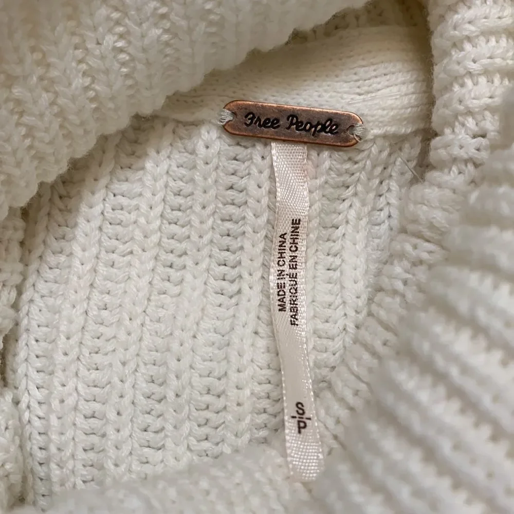 FREE PEOPLE layer cake oversized turtleneck/cowl ruffled peplum style sweater - Picture 4 of 8